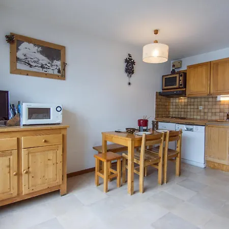 Apartment Confortable A La Clusaz, 4 Pers, Wifi, Balcon Sud - Fr-1-818-101 *